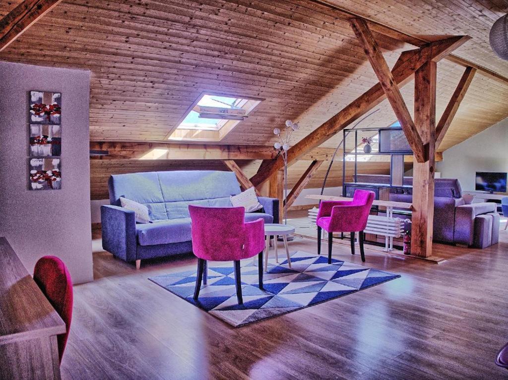 Le Gite Du Pontvys Marignier Exterior foto